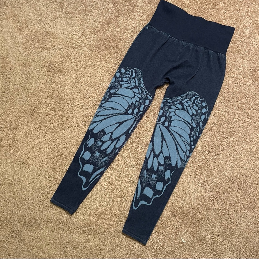 NWT Fabletics |high rise angel wing blue leggings